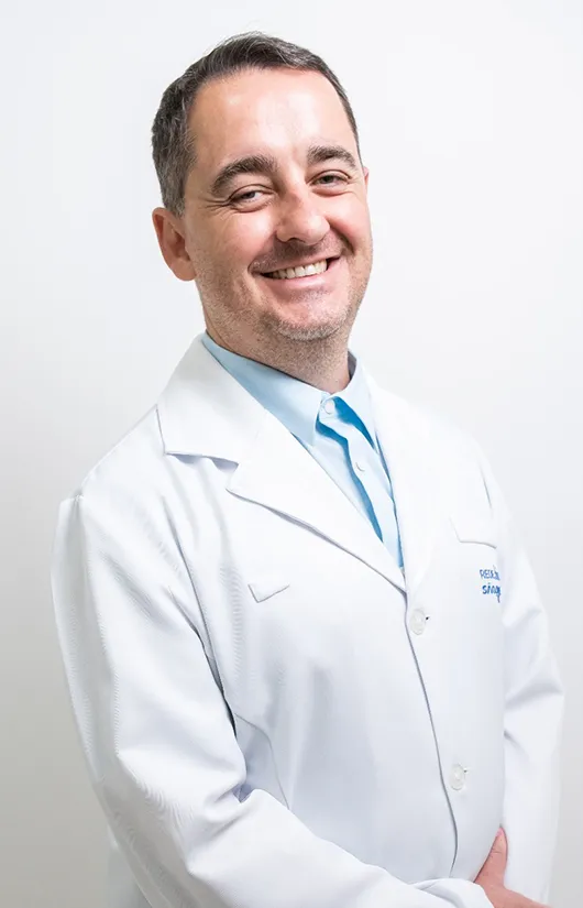 Dr. André Perez Solera