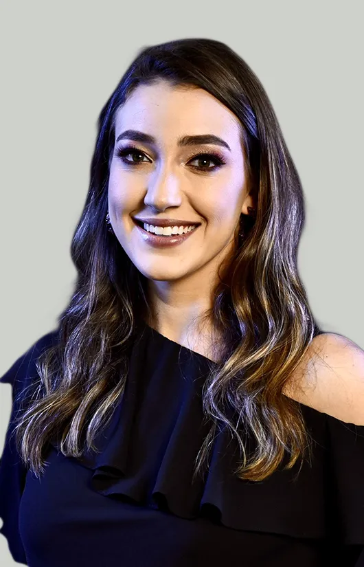 Dra. Larissa Oberlaender Azenha Coelho