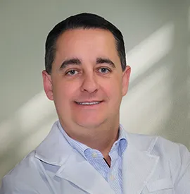 Dr. André Perez Solera